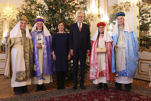 Sternsingerinnen aus Bludesch beim Bundespräsident / Ludwig Schedl